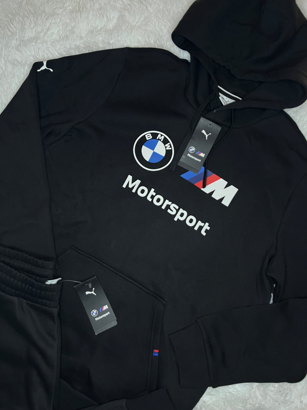 CONJUNTO PUMA POLERON Y PANTALÓN DE BUZO ESSENTIAL BMW MOTORSPORT NEGRO
