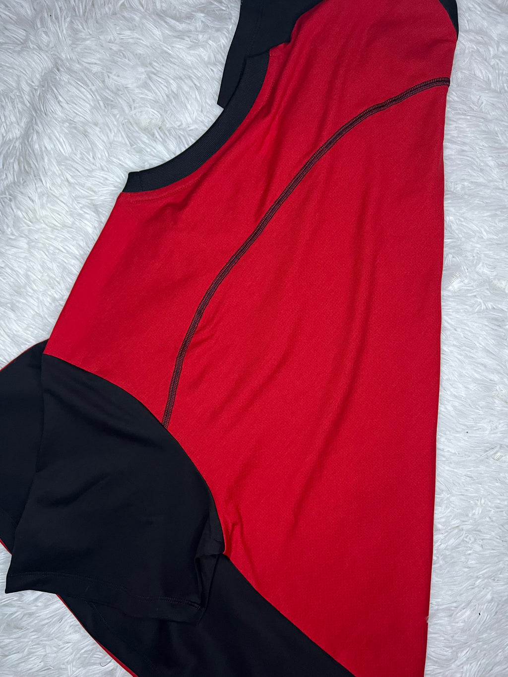 POLERA TELA DEPORTIVA PUMA NEGRA SCUDERIA FERRARI
