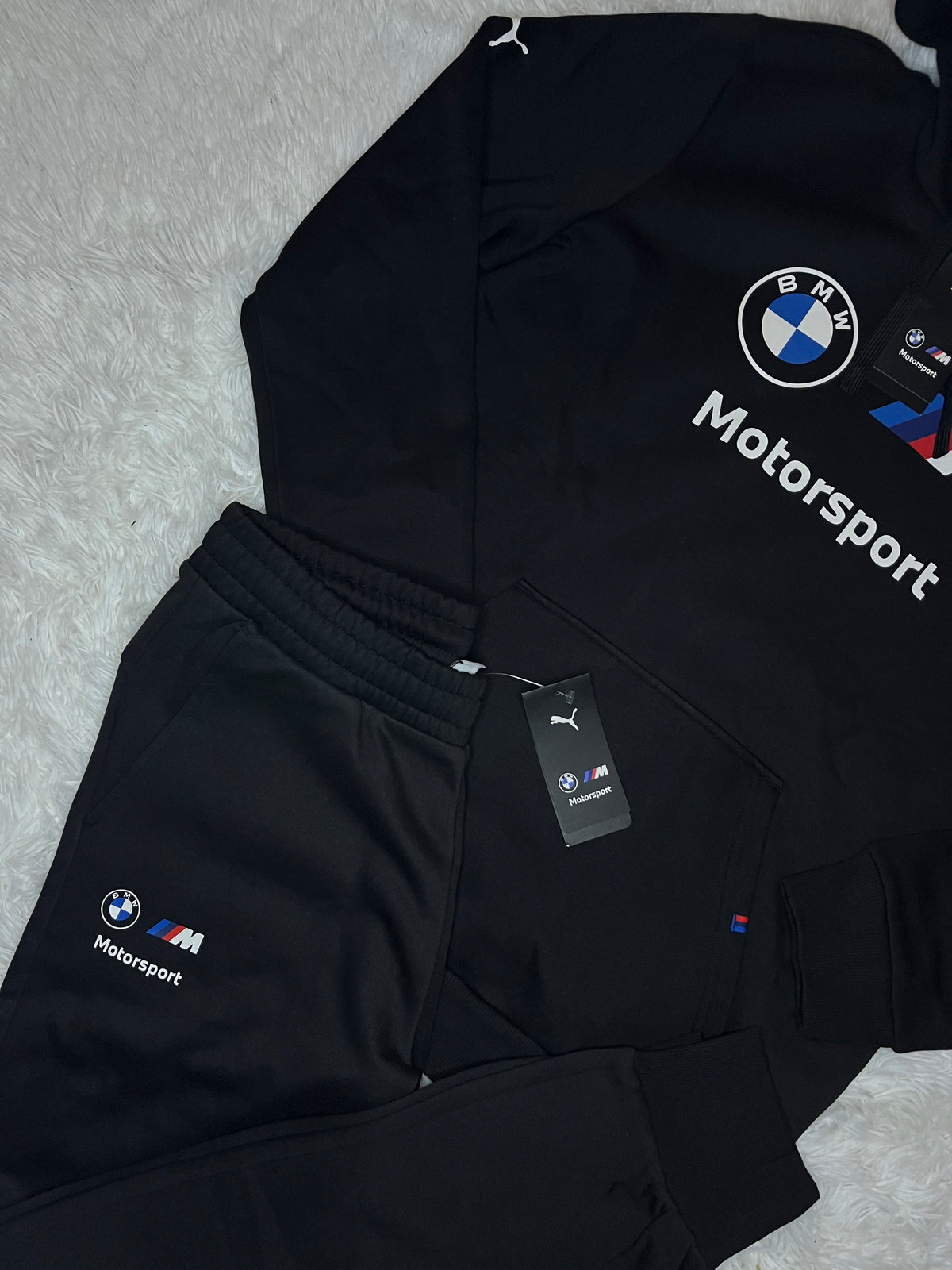 CONJUNTO PUMA POLERON Y PANTALÓN DE BUZO ESSENTIAL BMW MOTORSPORT NEGRO