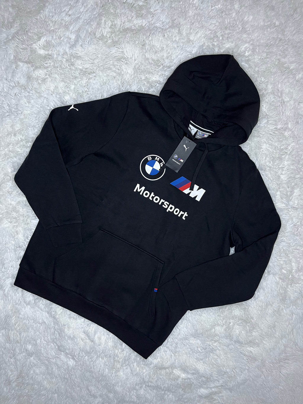 POLERON CANGURO PUMA BMW ESSENTIAL NEGRO 2026