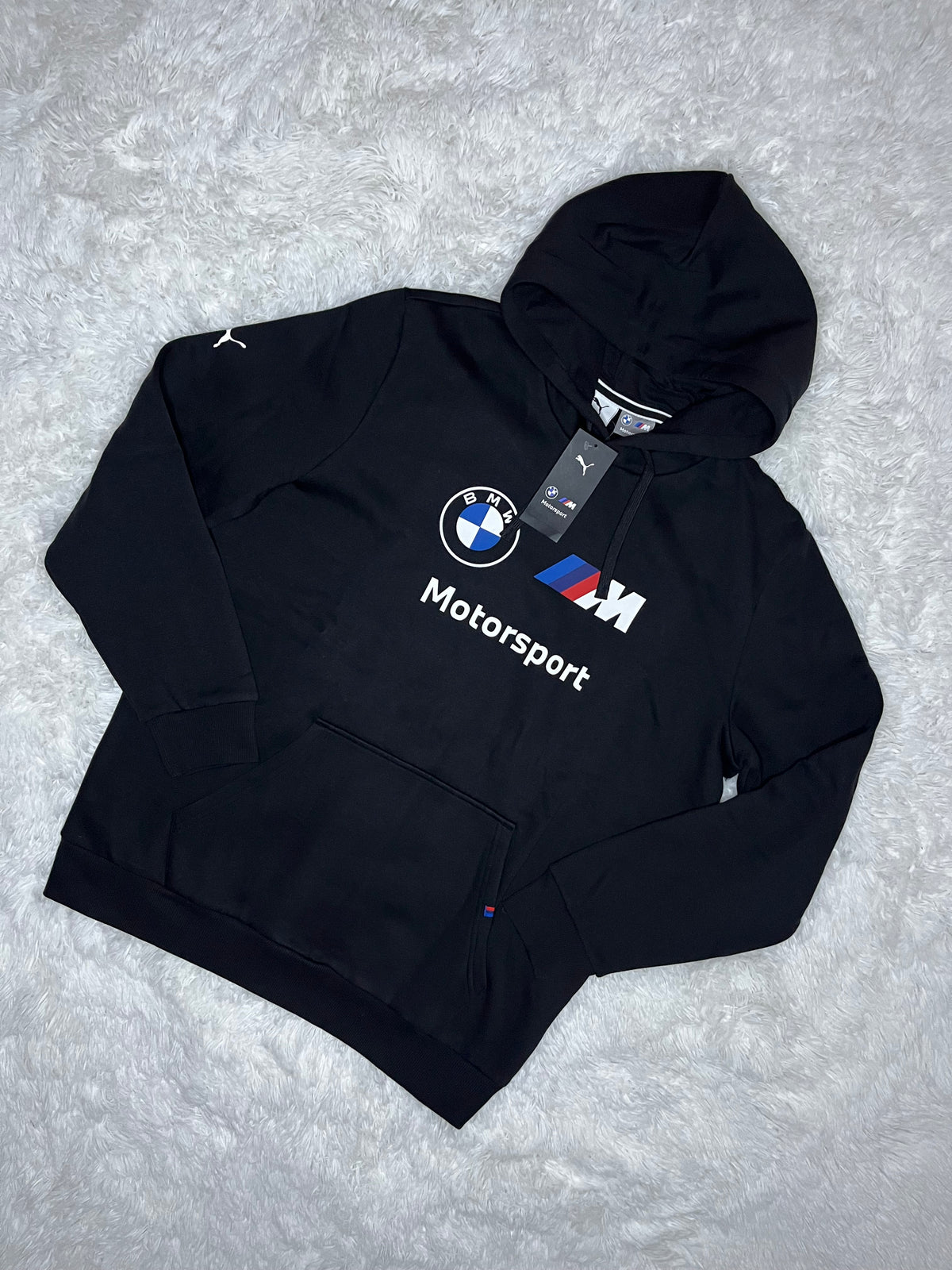 POLERON CANGURO PUMA BMW ESSENTIAL NEGRO 2026