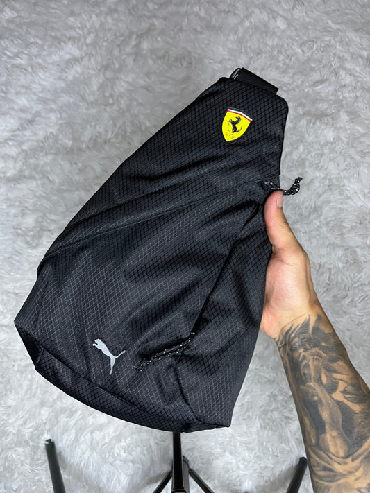 Bandolera puma Scuderia Ferrari negro