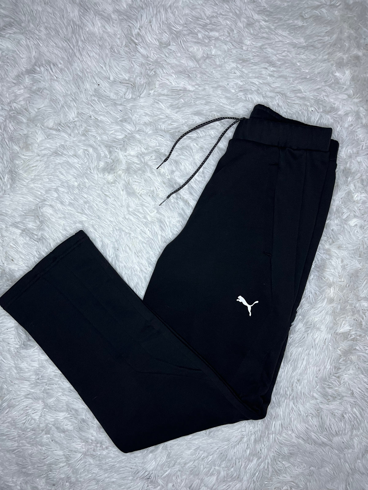 PANTALÓN DE BUZO RECTO SCUDERIA FERRARI NEGRO REFLECTANTE