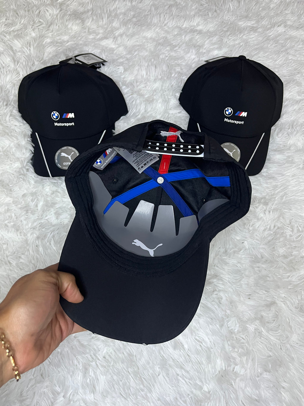 GORRO PUMA BMW M MOTORSPORT NEGRO CON DISEÑO LINEAL