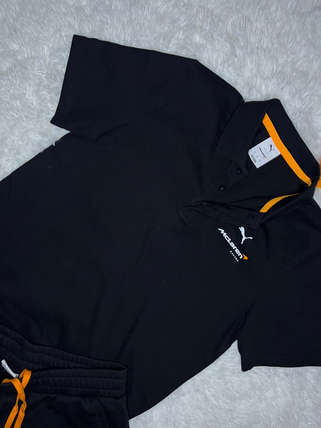 CONJUNTO PUMA MCLAREN RACING 2026 NEGRO: POLERA TIPO PIQUÉ Y SHORT