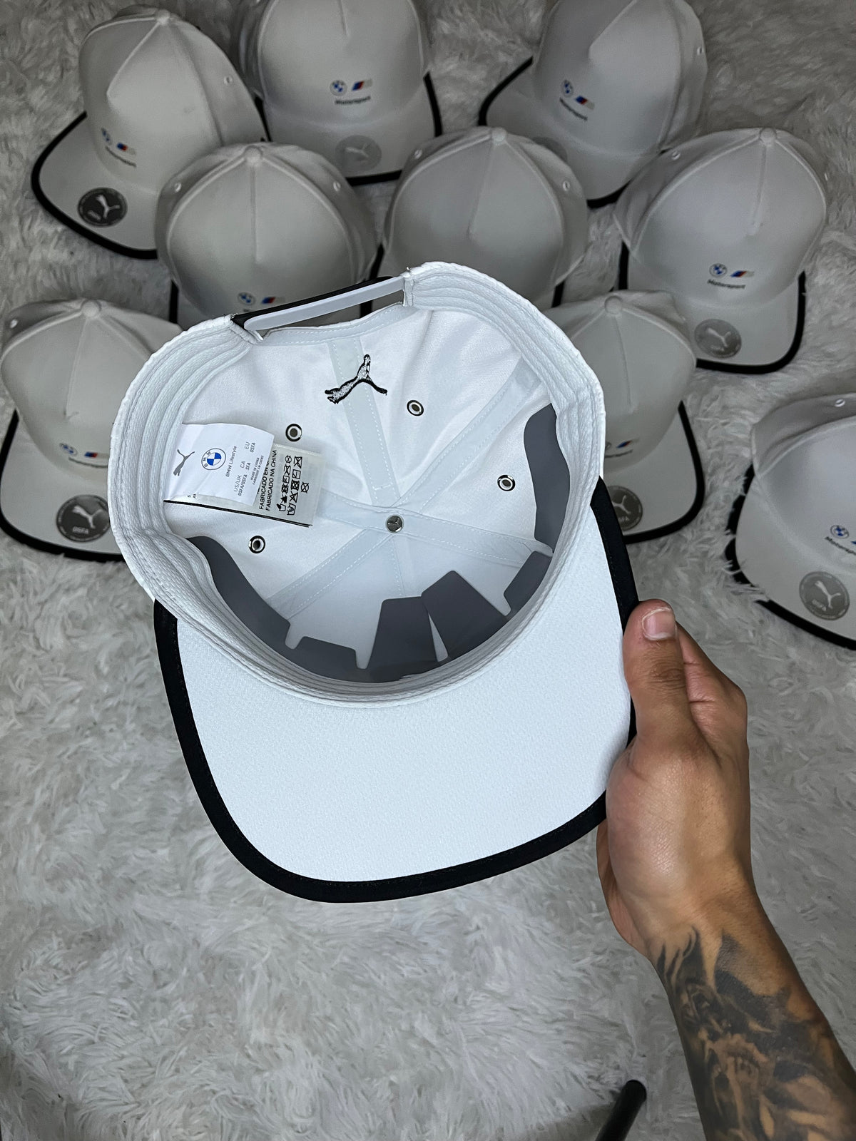 GORRO PUMA BMW MOTORSPORT 2026 CON VISERA PLANA
