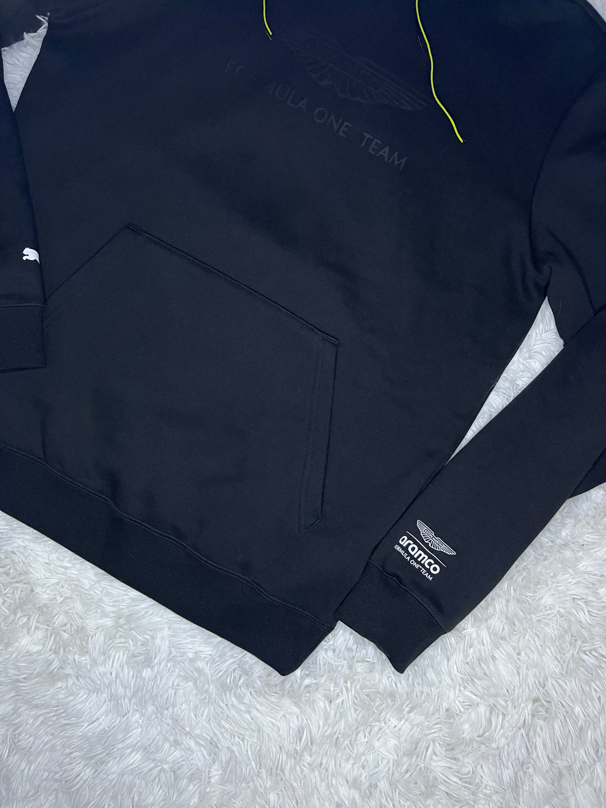 POLERÓN CANGURO PUMA ASTON MARTIN NEGRO CON LOGO