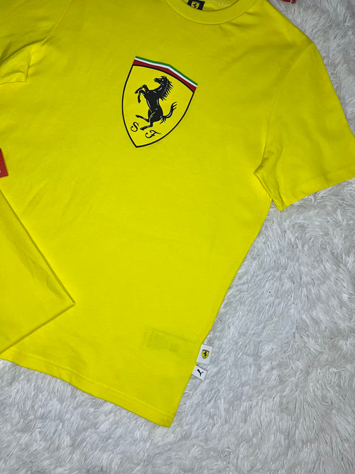 Polera puma Scuderia Ferrari amarilla